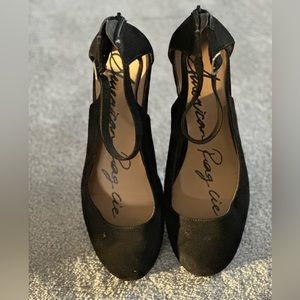 American Rag black suede wedges 8.5